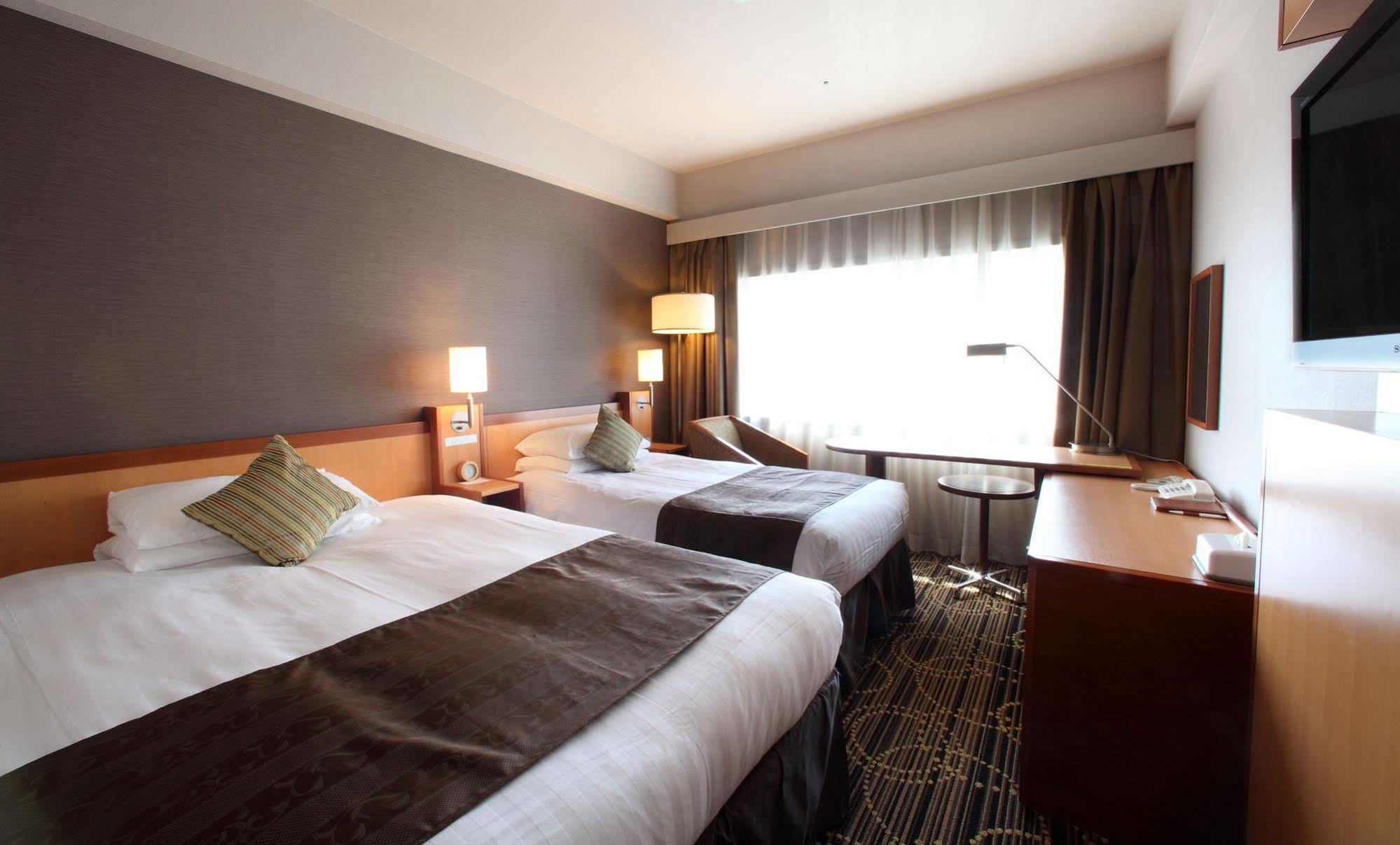 Kkr Hotel Tokyo Exterior photo